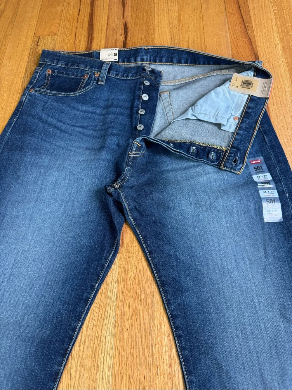 NWT Levis 501 Original Fit Advanced Stretch Mens 36x30Straight Leg Jeans Button